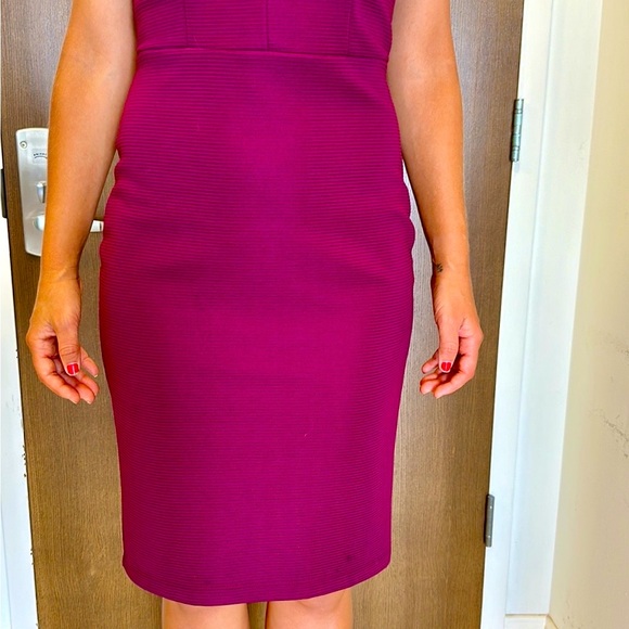 LULU’s Maroon Heart Shape Corset Top & Straight Fit Dress w/Cap Sleeves Dress - Picture 5 of 8